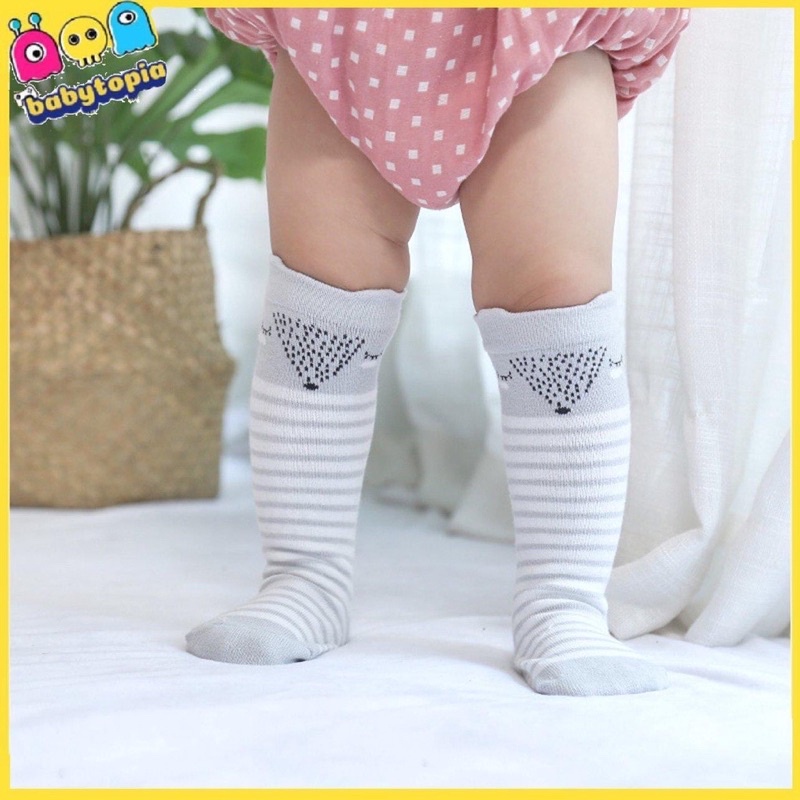 Tất dài chống trượt cho bé