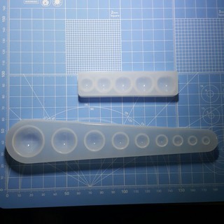 Khuôn silicon đúc khối bán cầu nhiều size- dụng cụ pha màu resin tiện lợi