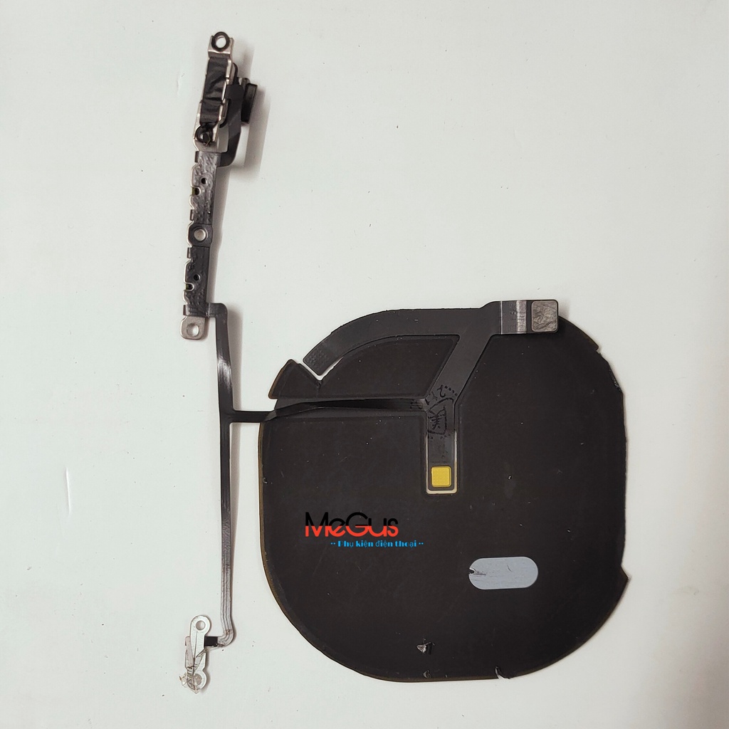 XSMax cáp volume, gạt rung, sạc không dây