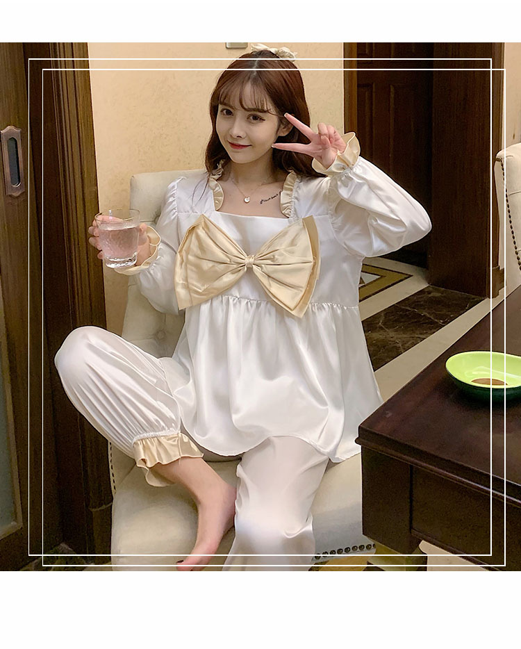 Bộ Đồ Ngủ Pijama Nữ Cổ Vuông Dài Tay Thoải Mái