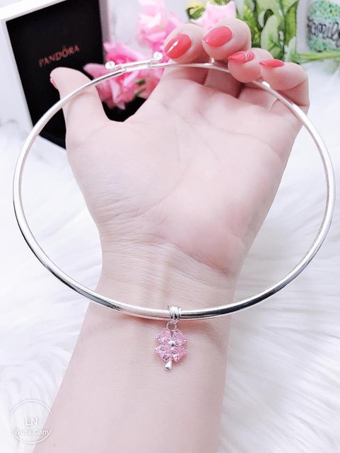 KIỀNG BẠC THÂN RỖNG MẶT HOA ĐÁ SANG CHẢNH - CHẤT LIỆU BẠC