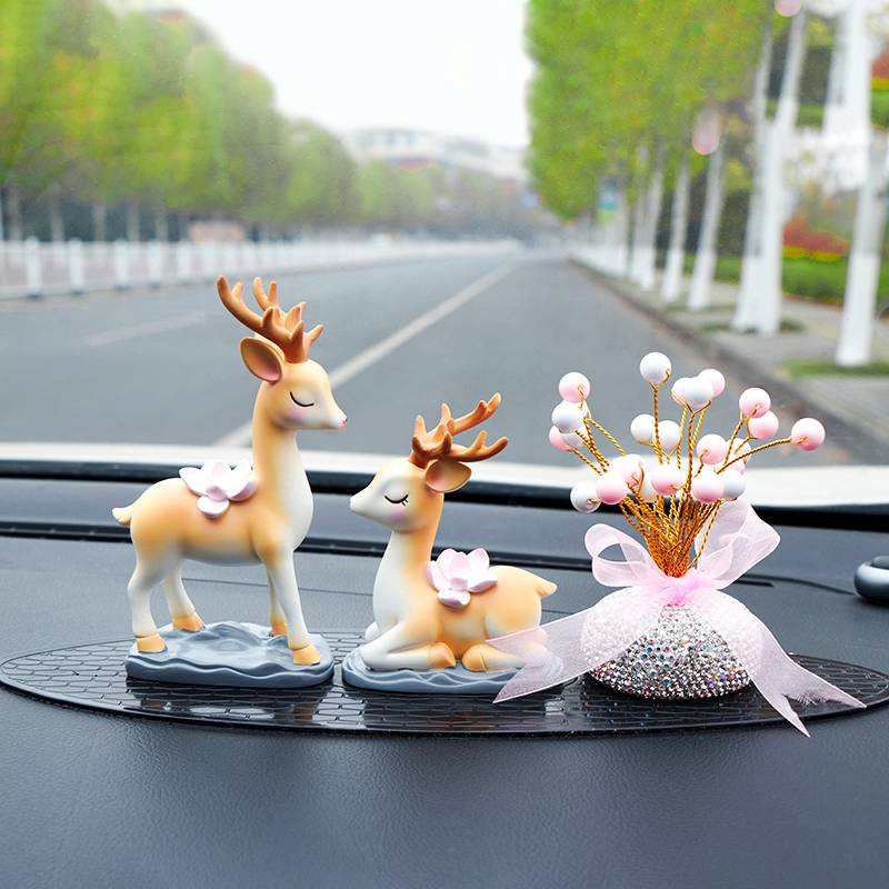 Set Huơu Vạn Dặm Bình An Trang Trí Taplo Ô Tô