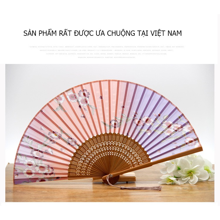 Quạt giấy vải lụa cổ trang gấp gọn cầm tay nan tre in họa tiết siêu đẹp