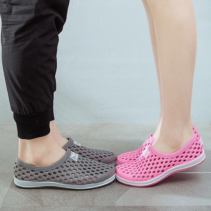 Giày crocs nhựa đế mềm chống trượt thời trang cho cặp đôi