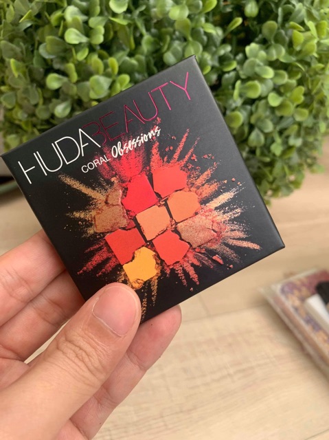 💥BẢNG MÀU Huda Beauty Obsessions Eyeshadow Palette in Coral⭐️