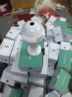 Bóng đèn led kết hợp camera 3D quan sát