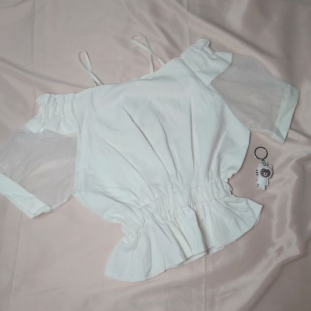 Áo kiểu trễ vai