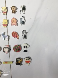 huy hiệu cài áo balo túi