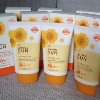 Kem chống nắng hoa cúc The Face Shop 50ml