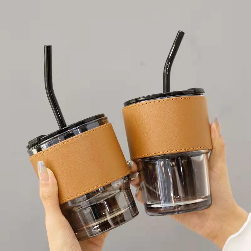 Cốc Thủy Tinh Bọc Da Sang Trọng 450ML - TẶNG Kèm Ống Hút Và Nắp Chống Tràn Tiện Lợi