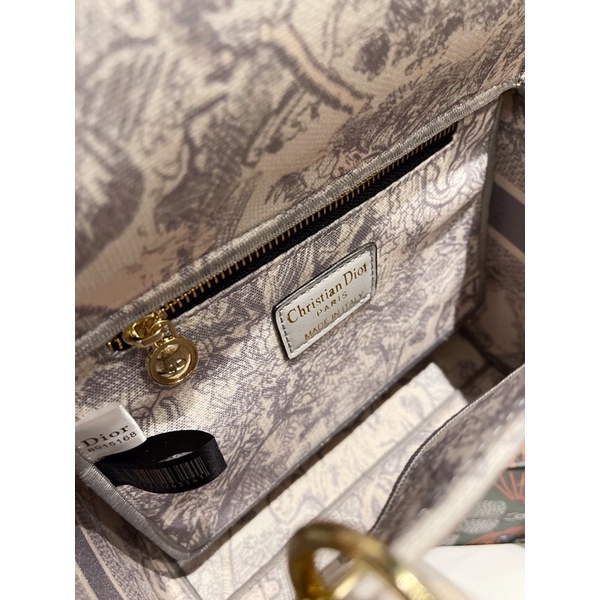 Túi xách Dior cực sang chảnh , fullbox