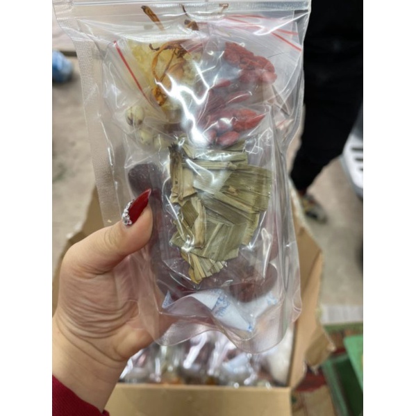 Set Chè Dưỡng Nhan Tuyết Yến 12 vị 300g nấu được 8-10 chai 330ml, giải nhiệt, thanh mát