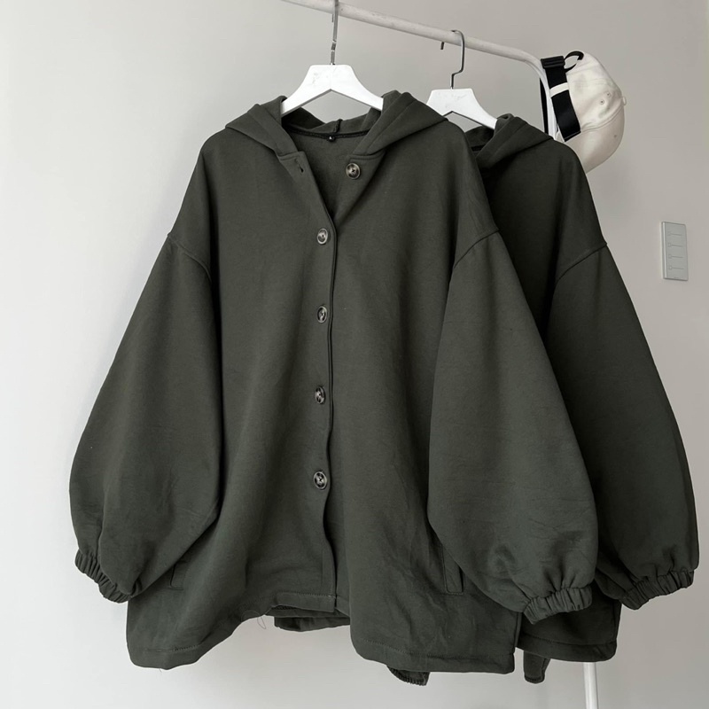 Áo Khoác Form Rộng Màu Rêu Sậm Nút Gài Genz Ulzzang unisex