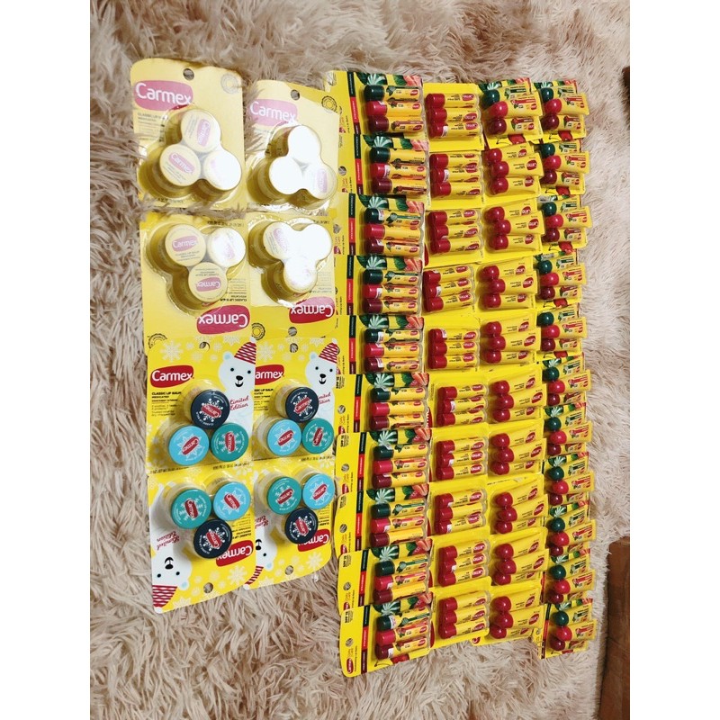 - SON DƯỠNG CARMEX KHÔNG MÙI + HOA QUẢ