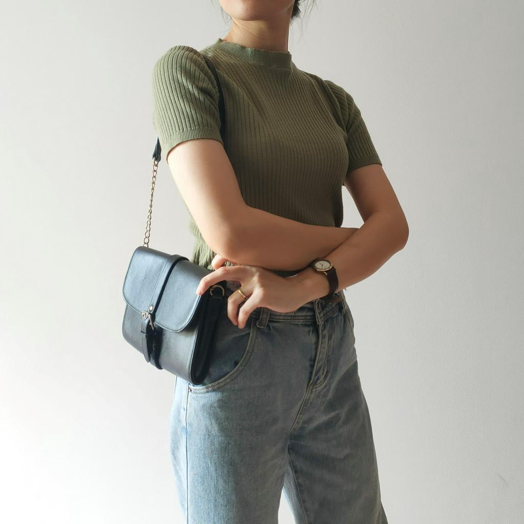 Túi đeo chéo hoặc vai da thật secondhand Đồ Si Bon TD638