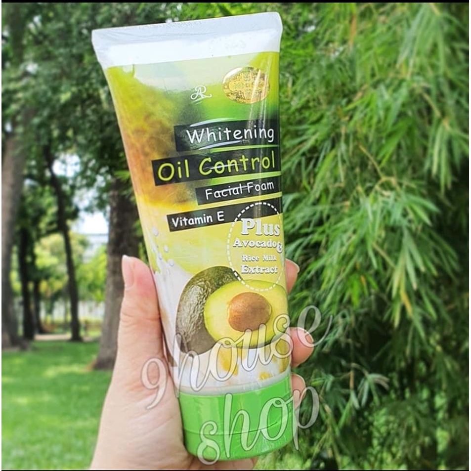 01 Tuýp Sữa Rửa Mặt Bơ Dưỡng Trắng & Kiềm Dầu Aron Whitening Oil Control Thái Lan 210gram