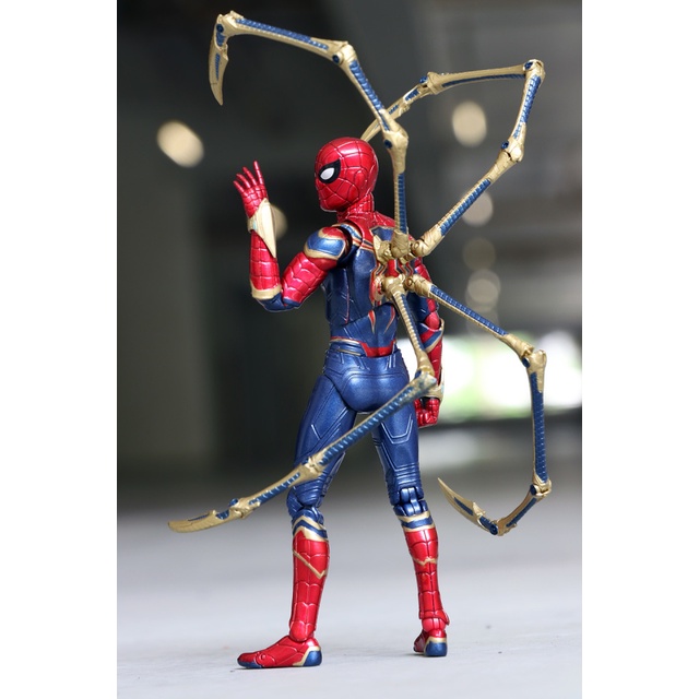 Mô Hình Người Nhện Iron Spider Man Mafex No.081 Avenger Infinity War Có Khớp - Bootleg