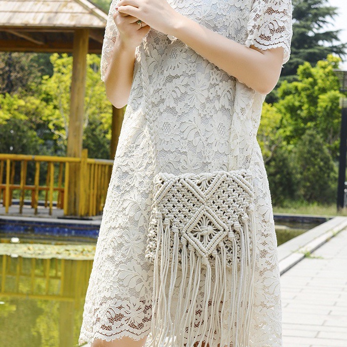 Túi Cói Dệt Tua Rua Phong Cách Boho
