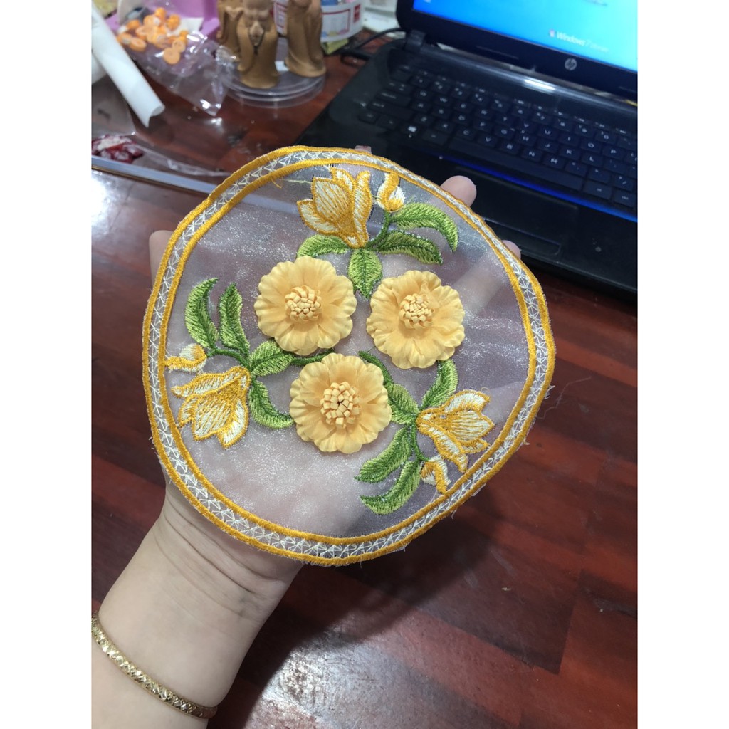tròn xing xắn 3 hoa 15cm