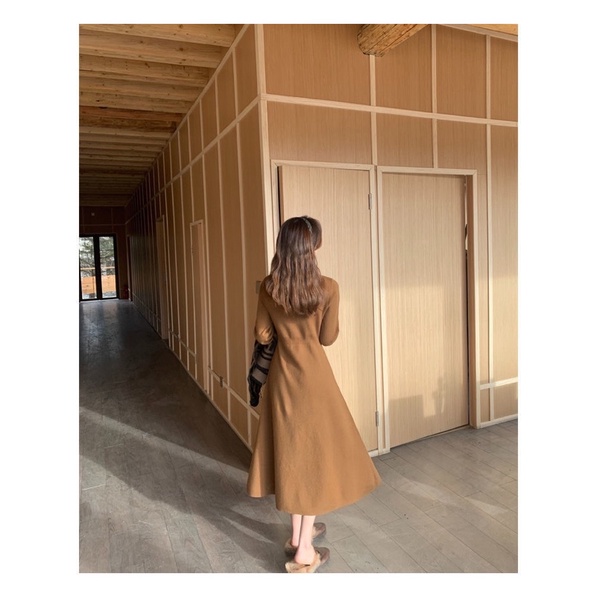 Váy Len Dài Tay Ngực Khoét Cổ Đức Chun Eo co Giãn Thoái Mái | BigBuy360 - bigbuy360.vn