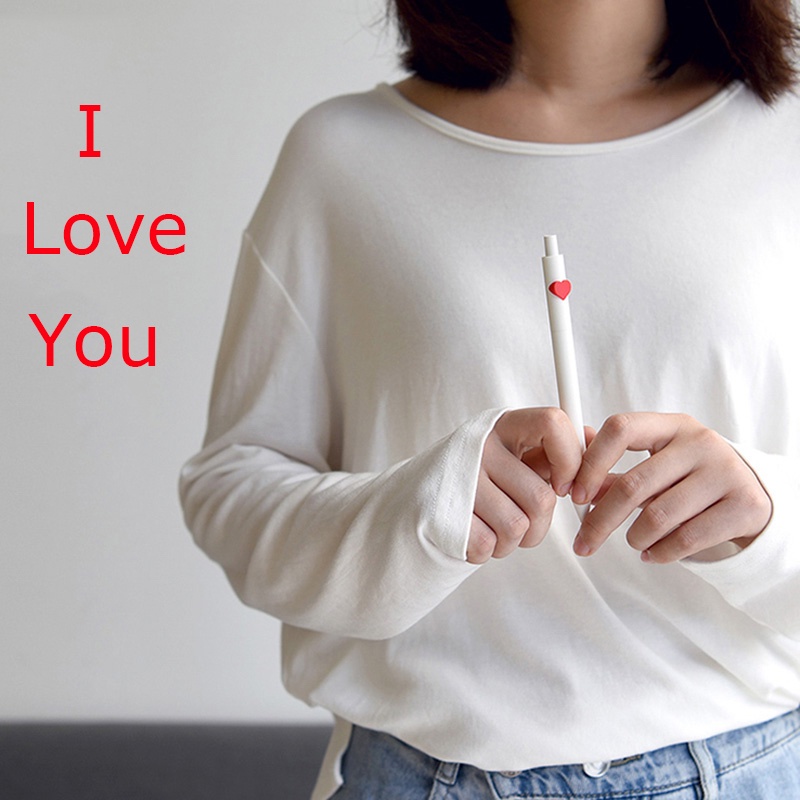 Bút Bi Mực Đen Ngòi 0.5mm Vỏ Nhựa Hình Trái Tim Dễ Thương