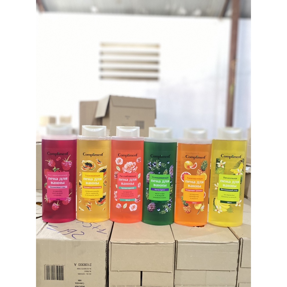 Sữa Tắm Dưỡng Da Tạo Bọt  Compliment, Dưỡng Ẩm 500ml