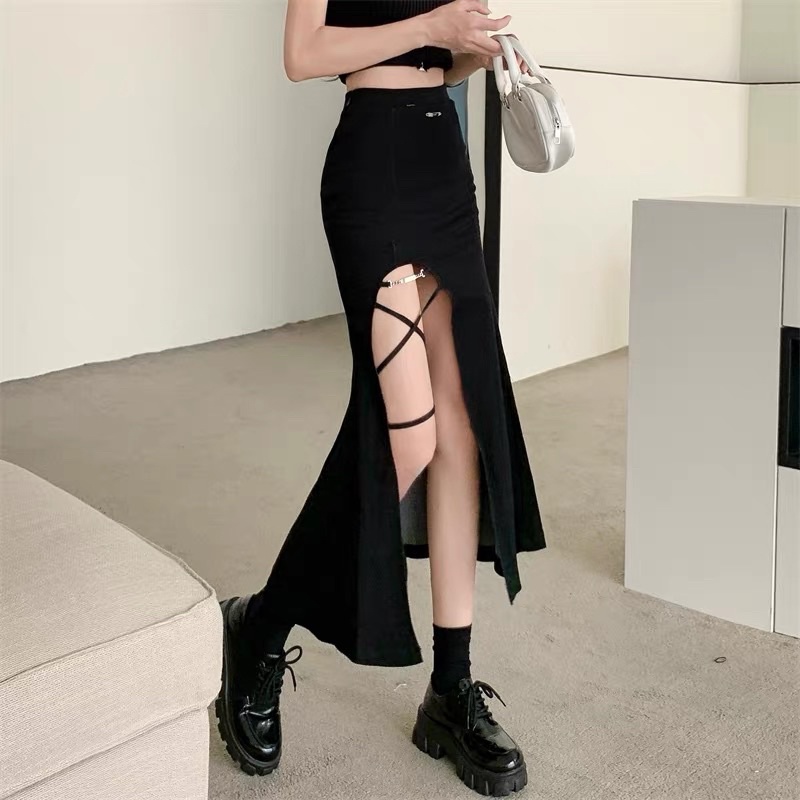 Chân váy denim đuôi cá xẻ cao buộc dây