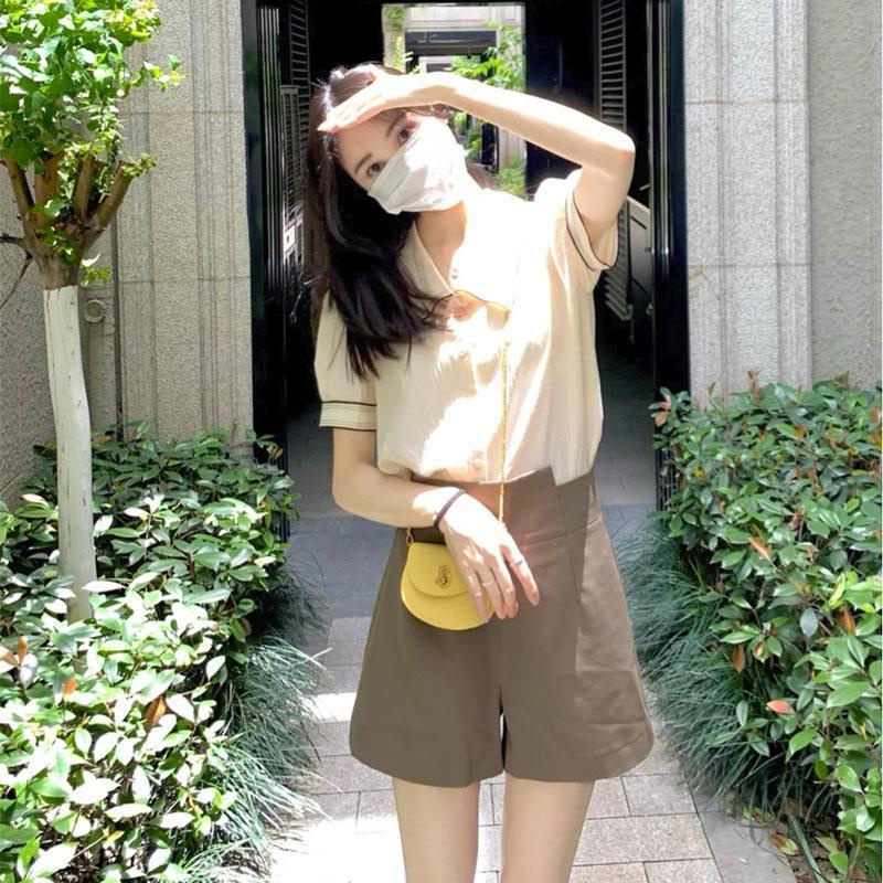 Set Áo Sơ Mi Ngắn Tay Và Quần Short Lưng Cao Thời Trang Retro Cho Nữ