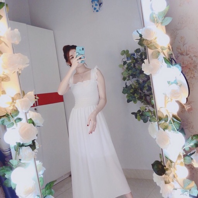 Đầm cánh tiên trơn sale sốc