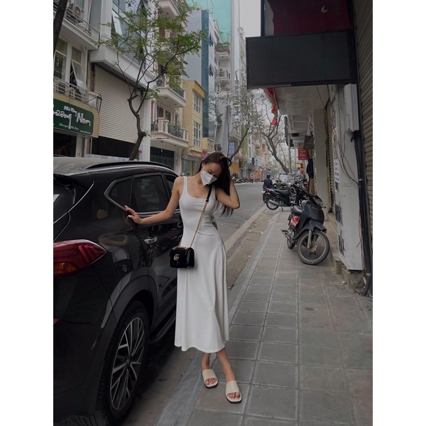 Đầm thun fom suông,thoáng mát,cổ khoét gợi cảm.