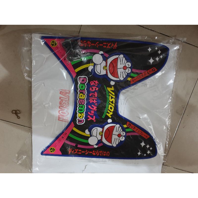 Tấm thảm lót chân doraemon