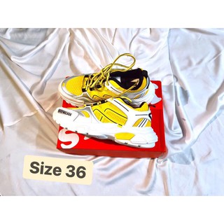 Giay Sneaker