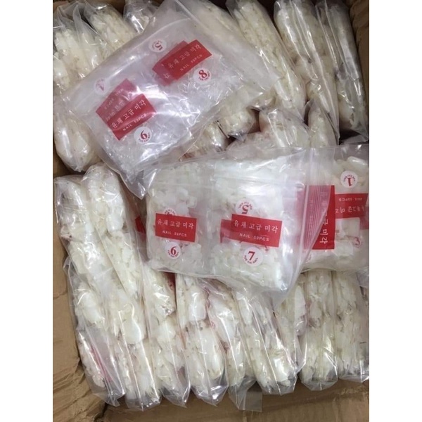 Móng úp chân, móng giả úp chân