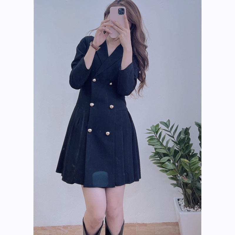Váy cúc cổ vest đen