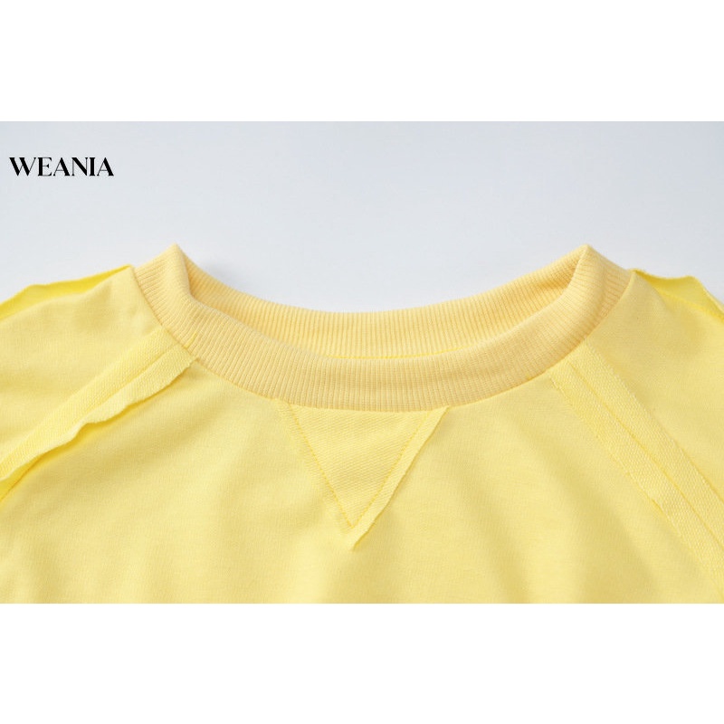 Bộ Áo Sweater Dài Tay + Quần Short Xinh Xắn Dành Cho Nữ