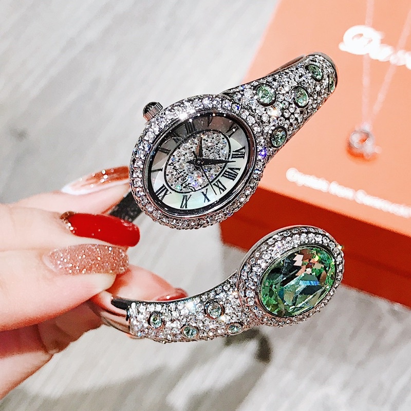 Đồng hồ nữ Melissa dạng lắc tay