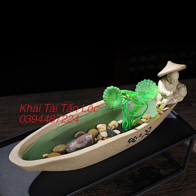 Chậu cây , hồ cá và ông lão câu cá tí hon để bàn trang trí