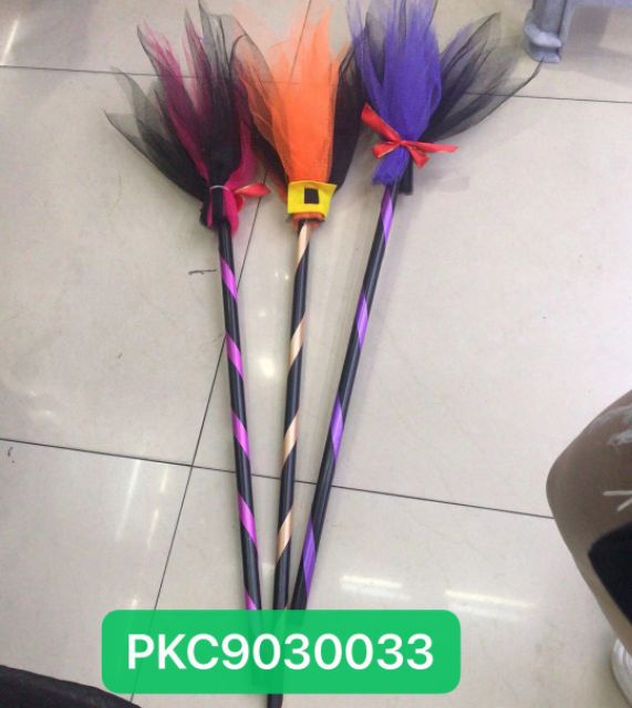 Bộ hoá trang phù thủy, áo choàng, nón, gậy........