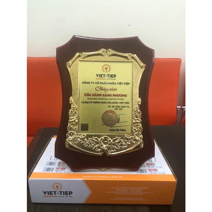 Mắt thần Huy Hoàng gắn cửa góc nhìn 200 độ Ống nhòm cửa- mắt mèo