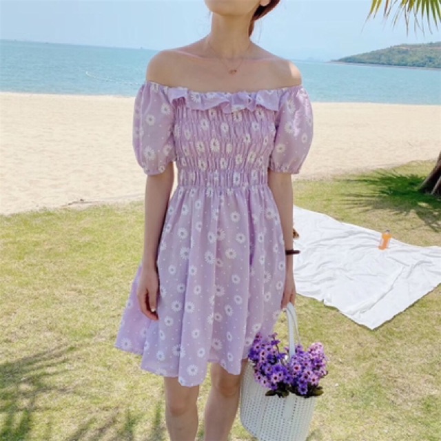 ĐẦM HOA TÍM BẸT VAI