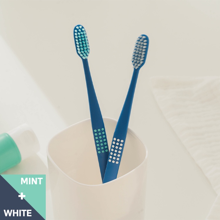 Bàn Chải Chăm Sóc Răng Miệng Hoàn Hảo LIQUIDENT TheThe Embossed Bristle Toothbrush GomiMall