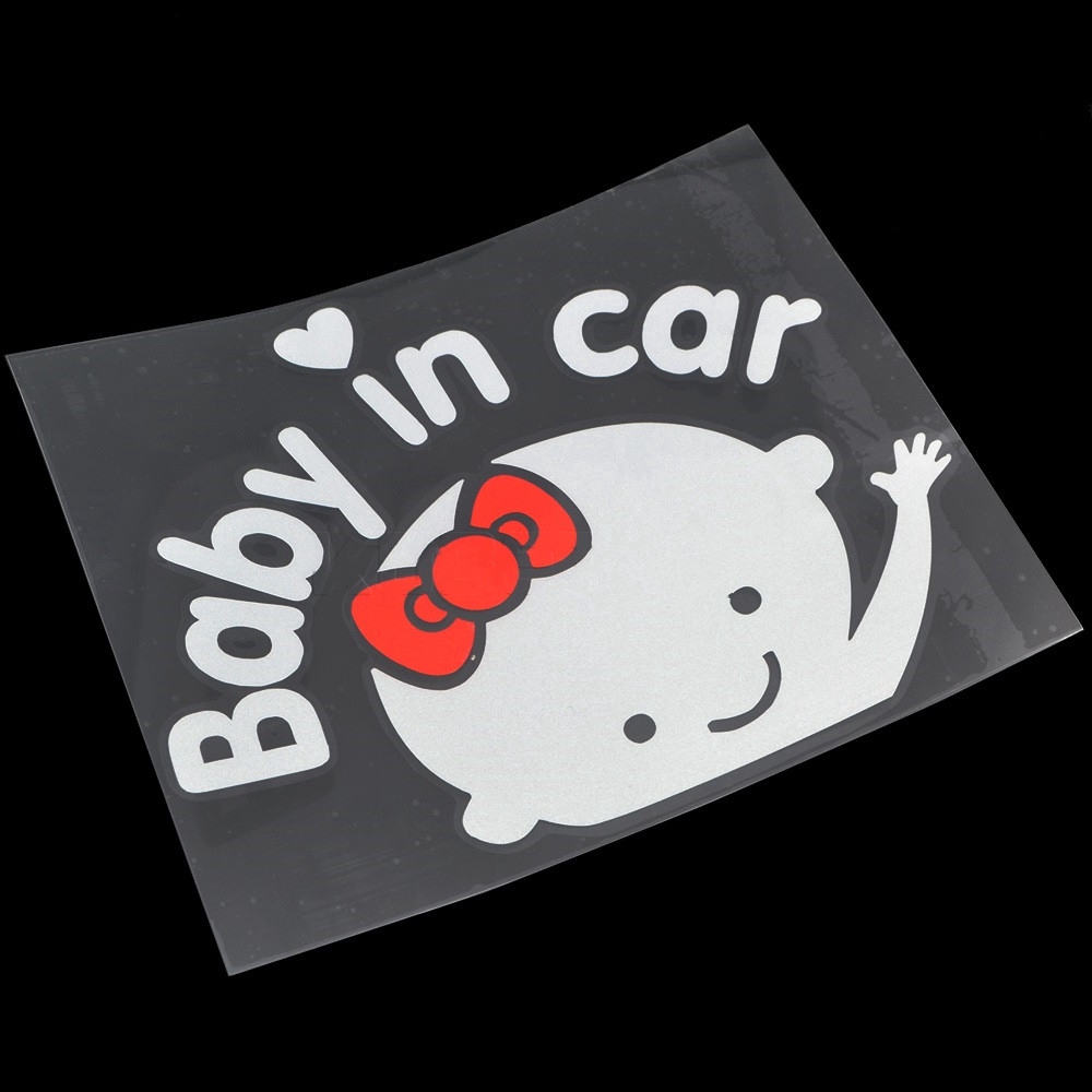 Decal dán xe hơi dễ thương dành cho bé