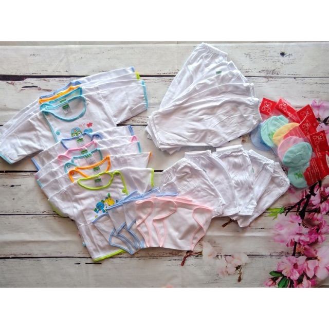 Combo 35 món đồ cho bé sơ sinh đến 3 tháng