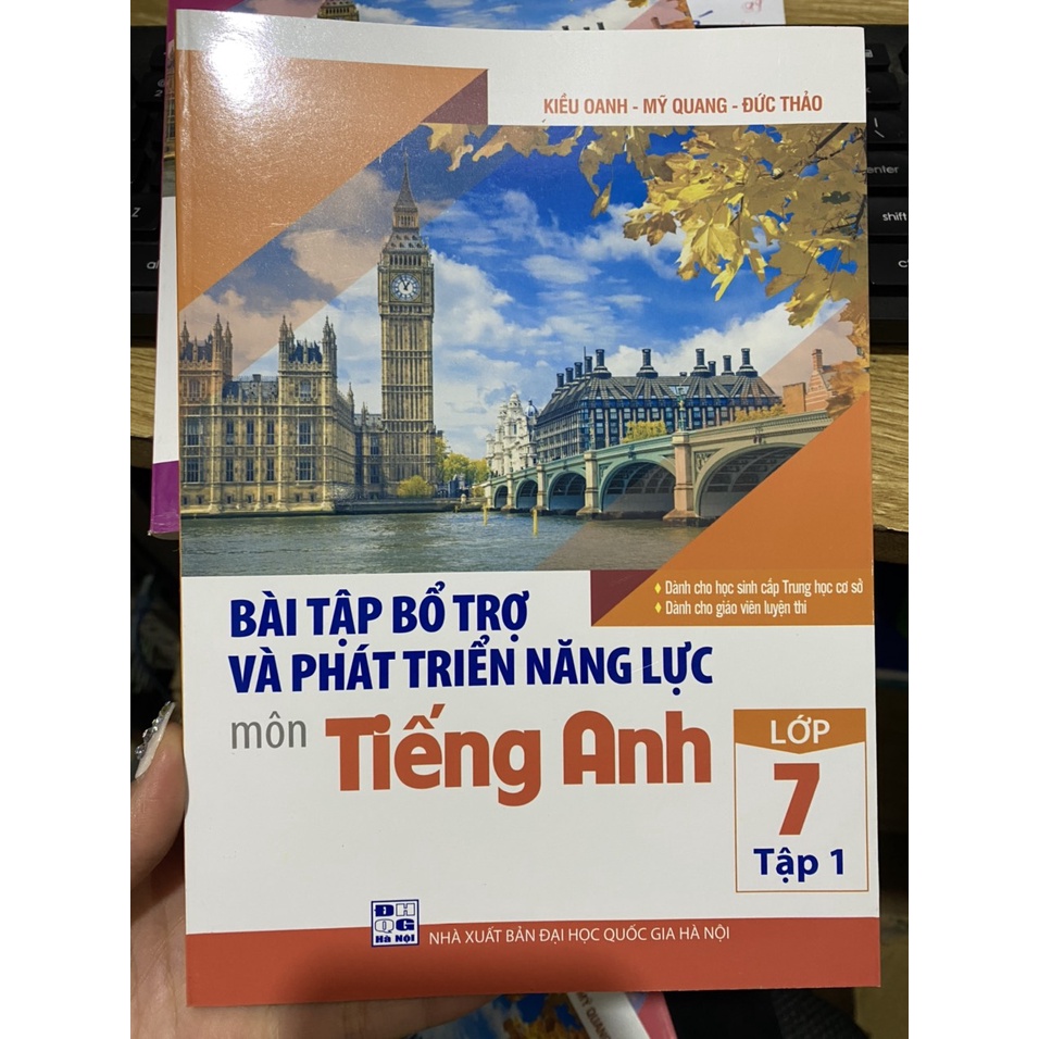 Sách - Bài tập bổ trợ và phát triển năng lực môn tiếng anh lớp 6,7,8,9 tập 1
