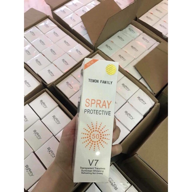 Xịt Chống Nắng V7 Sun Screen