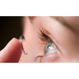 Kính áp tròng có độ lens trong suốt