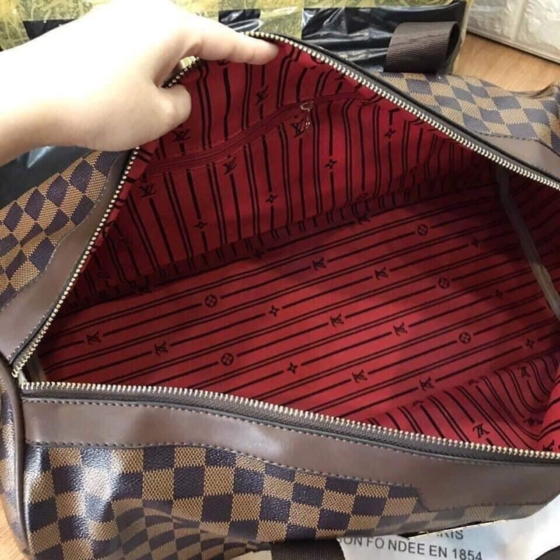 Túi du lịch Lv