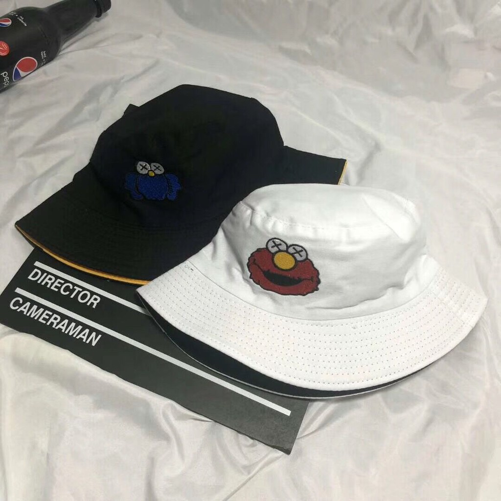 Nón Bucket Thêu KAWS - Mũ Bucket KAWS Dễ Thương