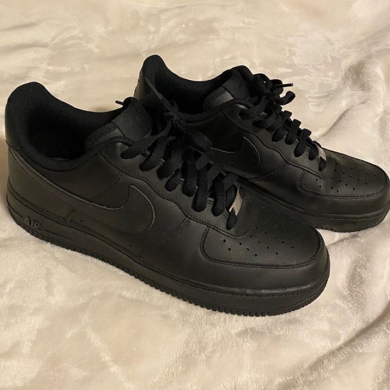 GIÀY THỂ THAO NIKE AIR FORCE 1 ALL BLACK