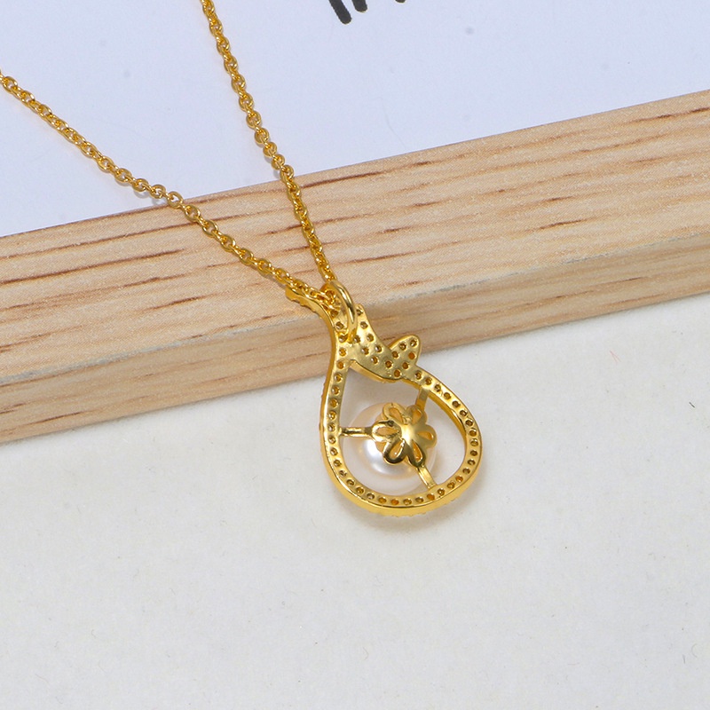 Vòng cổ Mạ Vàng Mặt Hình Học Đính Ngọc Trai Thời Trang